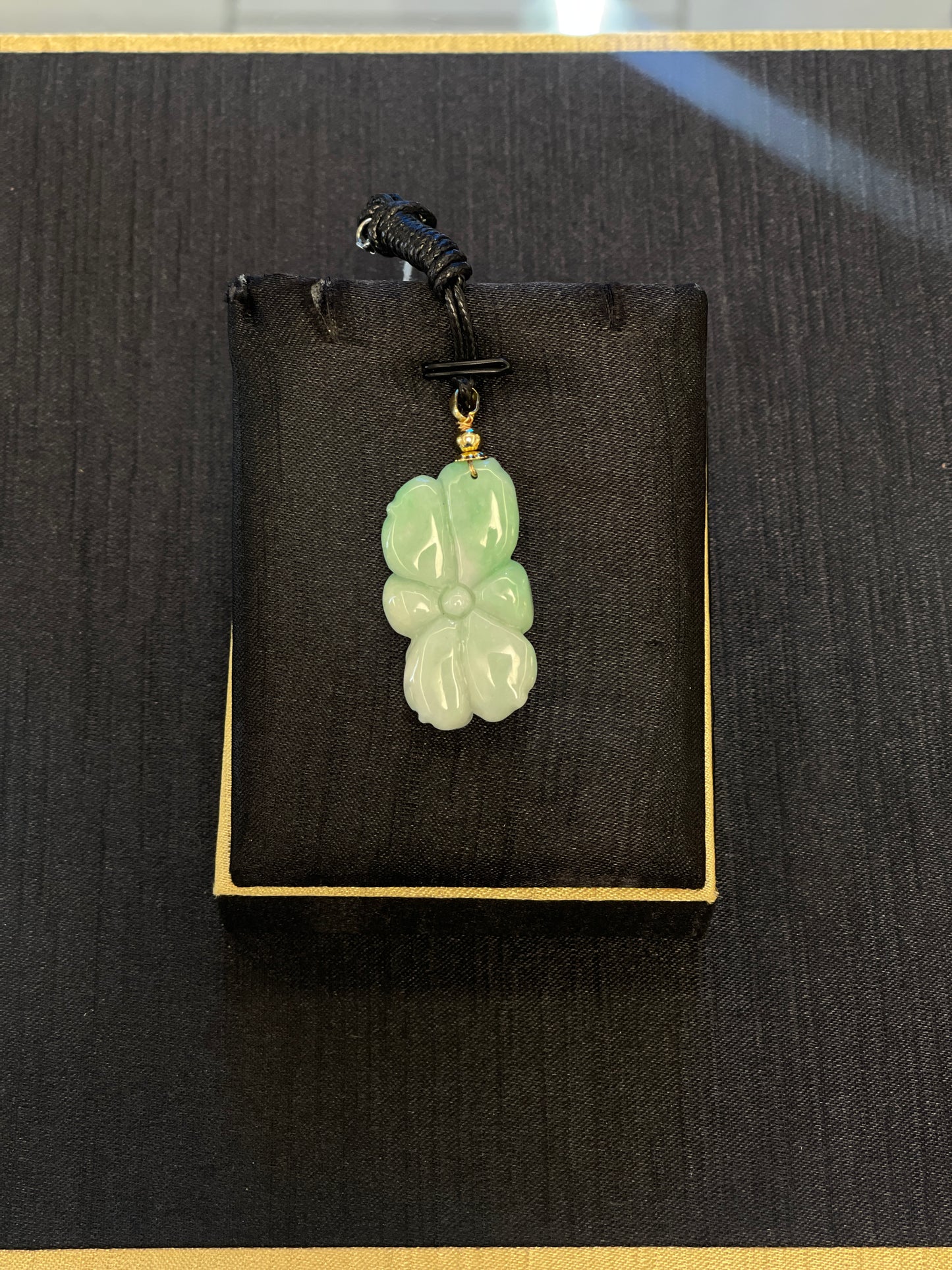 lotus jadeite pendent