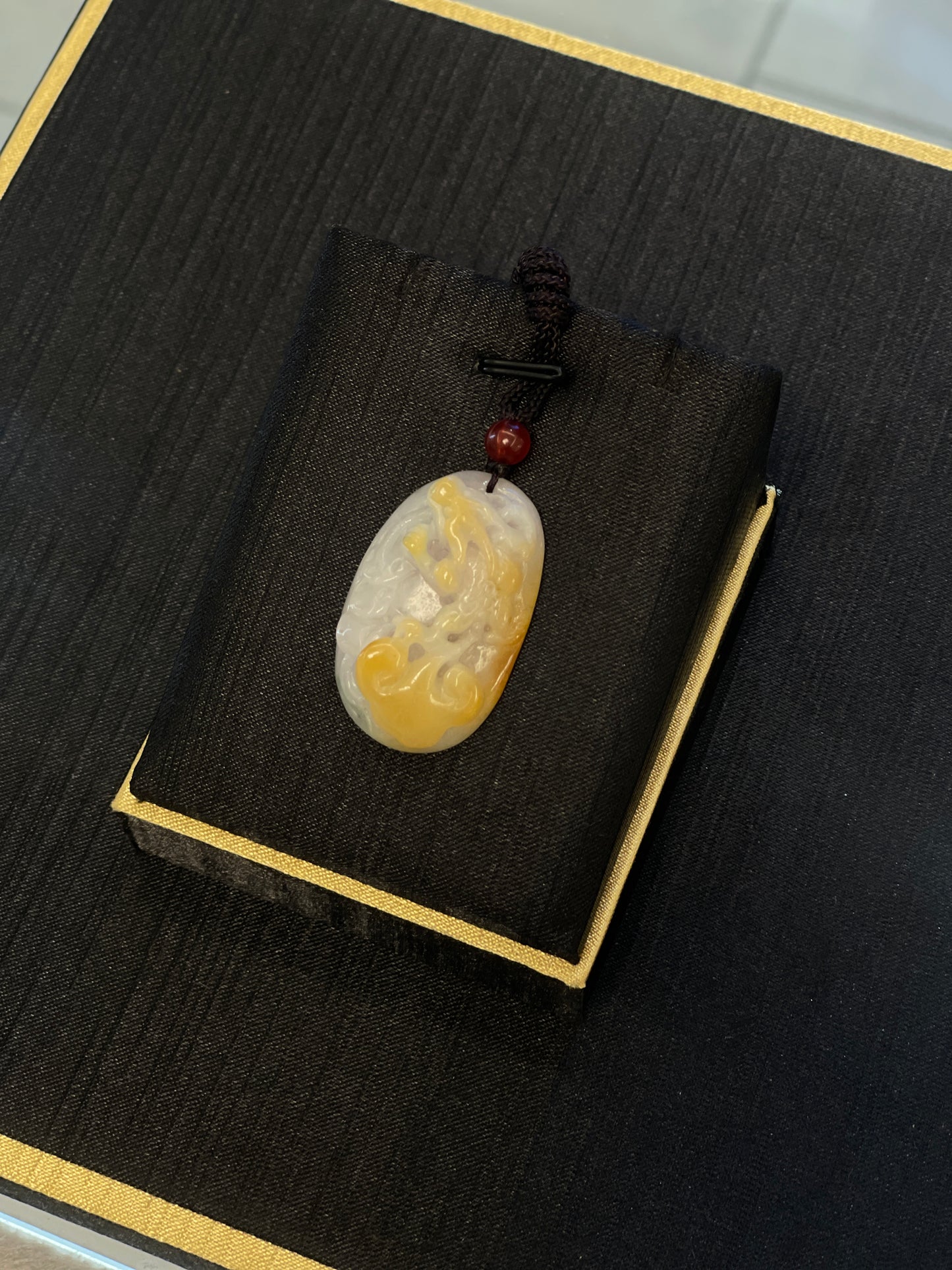 yellow jadeite pixiu pendant