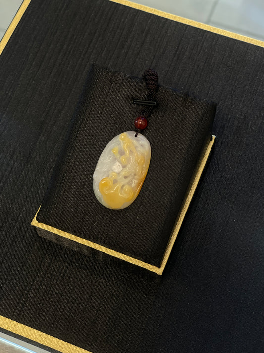 yellow jadeite pixiu pendant