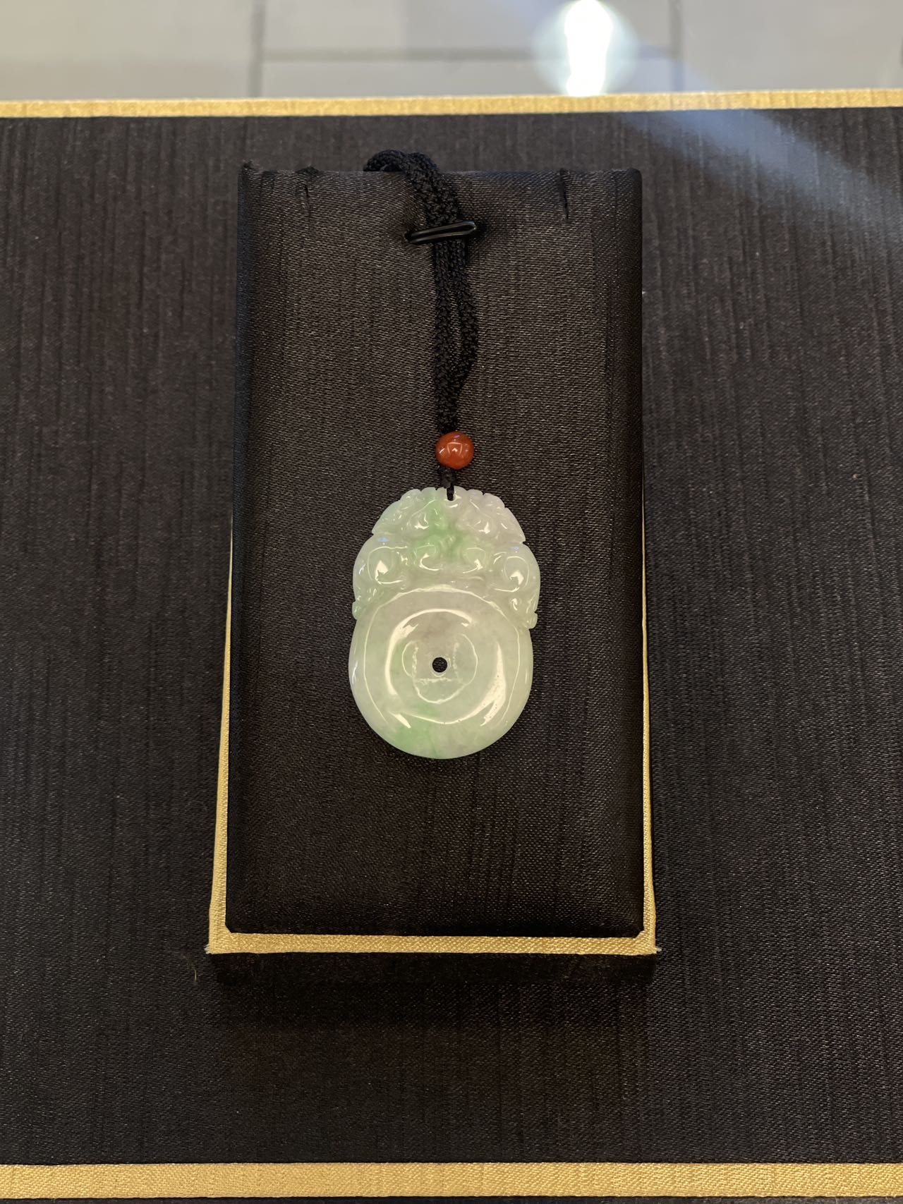 Pixiu peace buckle jadeite pendent