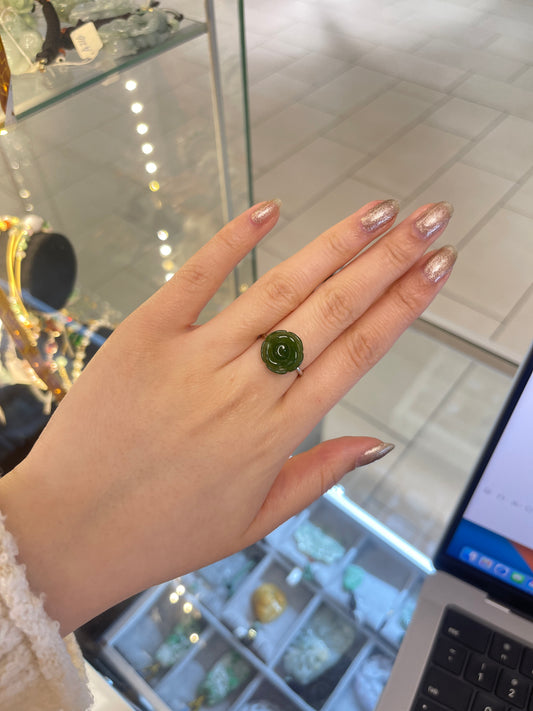 Nephrite jade rose ring