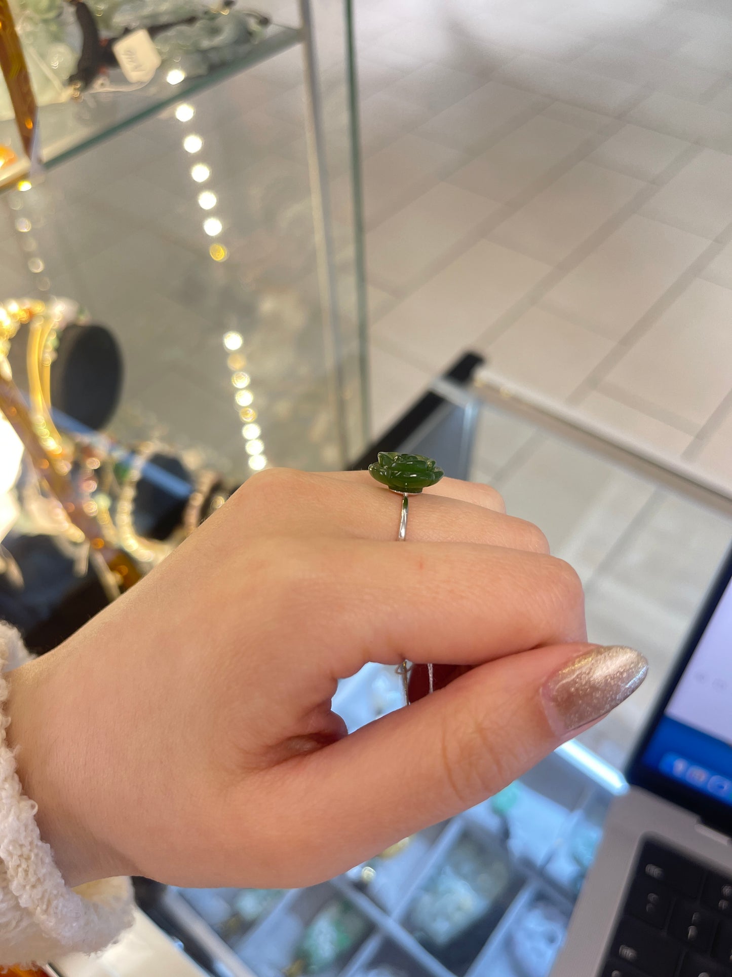 Nephrite jade rose ring