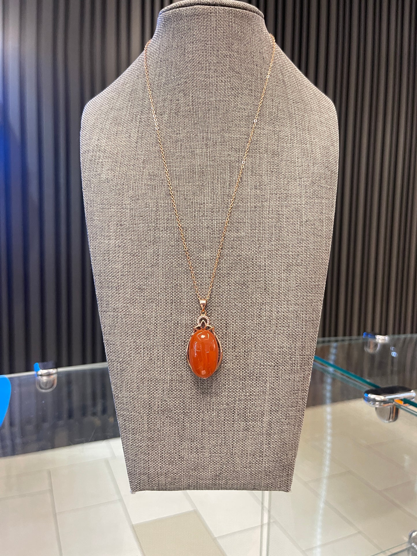Southern red agate necklace