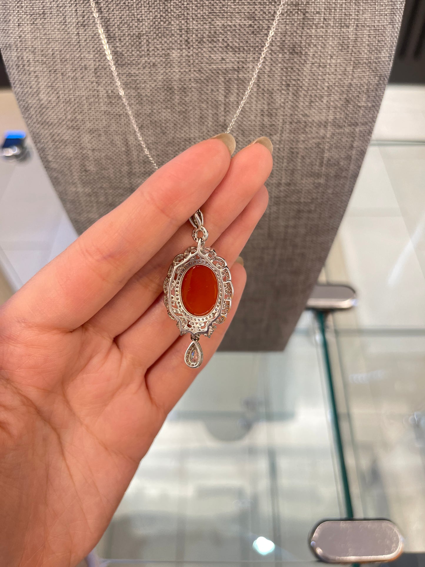 Southern red agate necklace