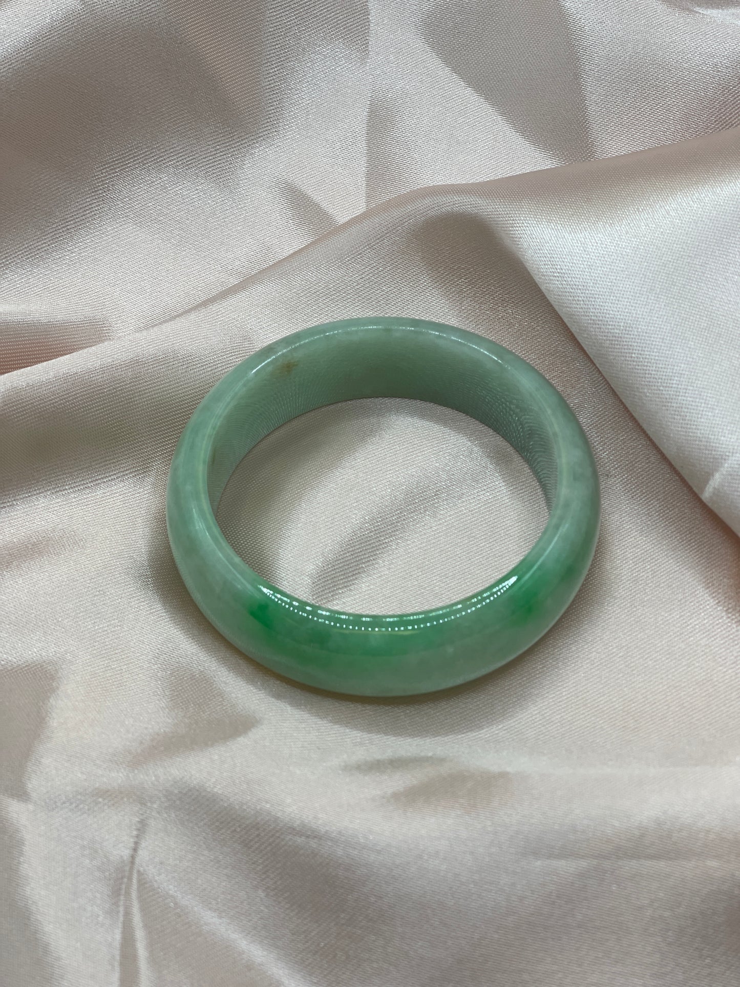 58.1mm Burmese Green Jadeite Bangle