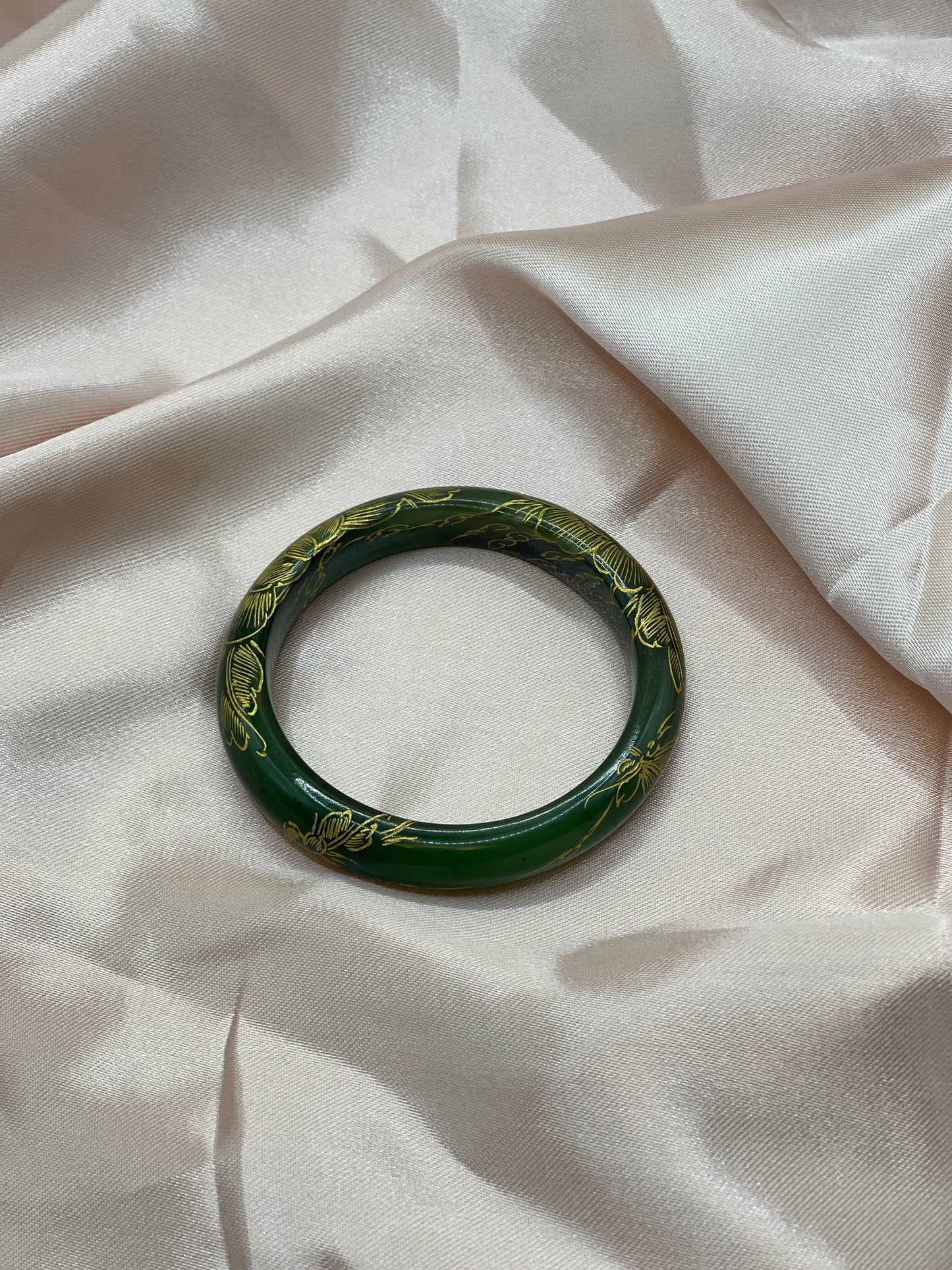 56.5mm Russia Green Jade Bangle