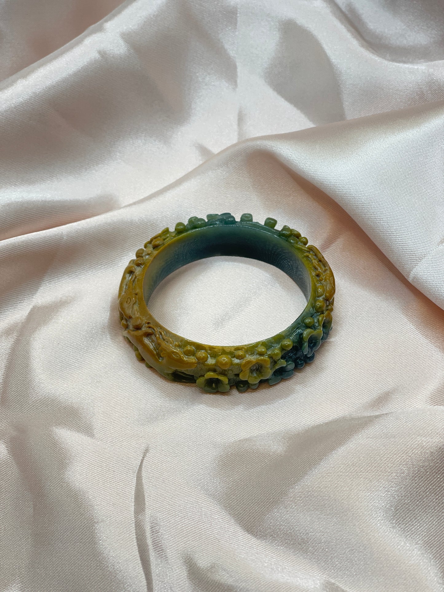 56.9mm Burmese Jadeite Bangle