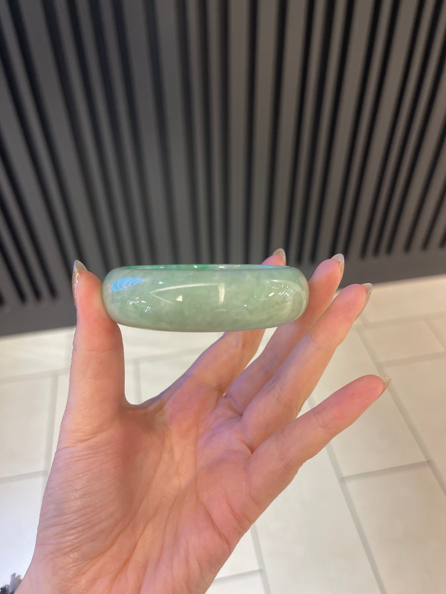 58.1mm Burmese Green Jadeite Bangle