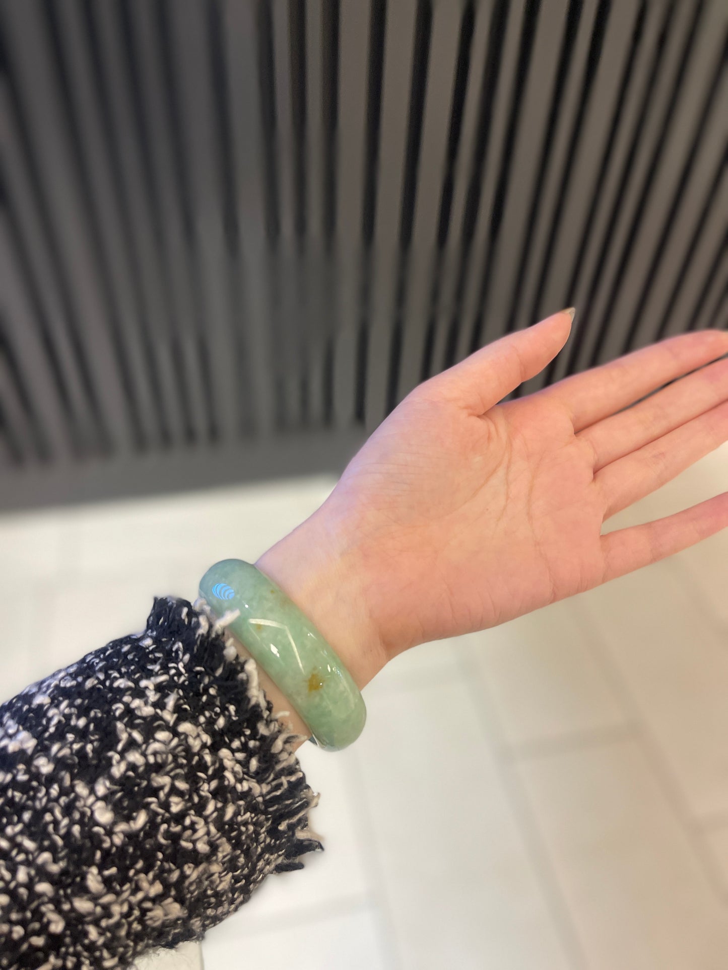 58.1mm Burmese Green Jadeite Bangle