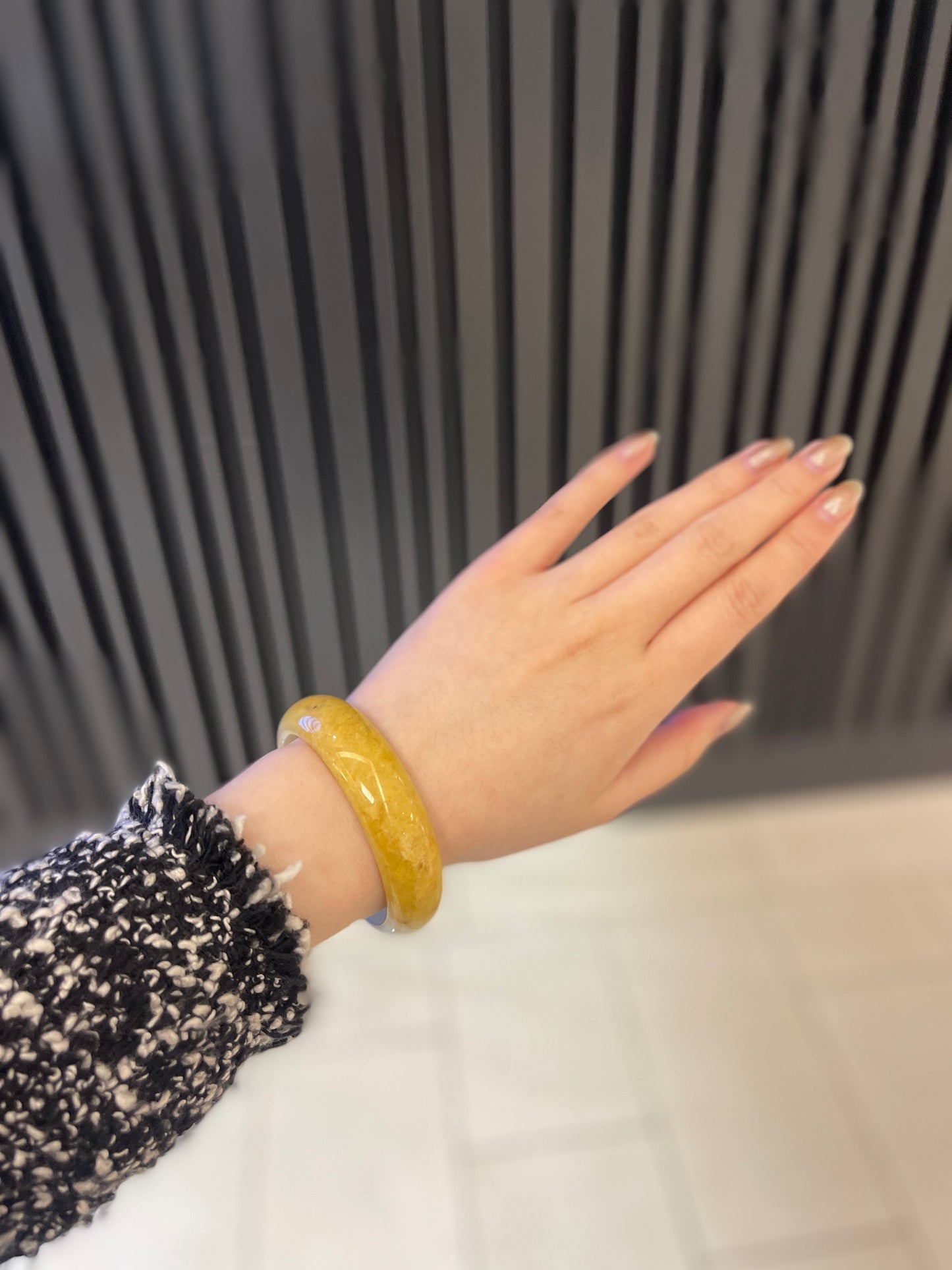 53.9mm Yellow Burmese Jadeite Bangle Grade A